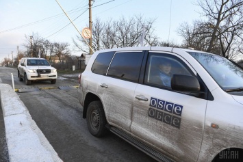 Боевики "ДНР" перестали пропускать наблюдателей ОБСЕ и объяснили это "карантином"