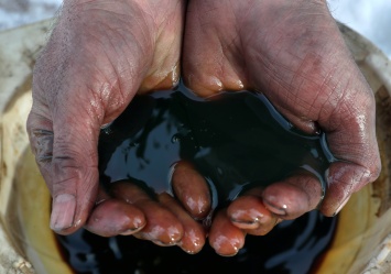 Россия пересмотрит бюджет из-за падения цен на нефть