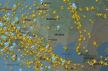 Единственная соблюла карантин: над Украиной всего два самолета (карта)
