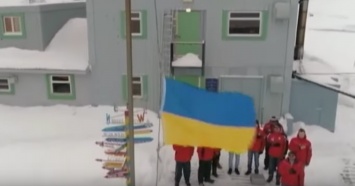 Останутся еще на год: украинцы, скрывшиеся от коронавируса в Антарктиде, могут не вернуться
