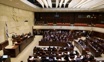В Израиле спикер Кнессета ушел в отставку, отказываясь подчиниться решению высшей судебной инстанции