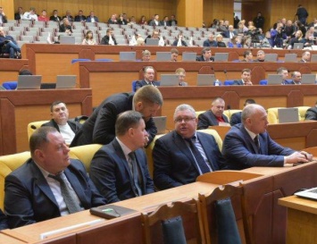 Депутаты областного совета дают 3,2 миллиона гривен на аппараты для инфекционки Мелитополя