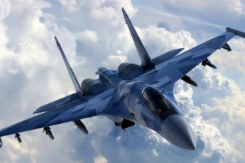 Российский истребитель Су-27 пропал над Черным морем, летчика ищут