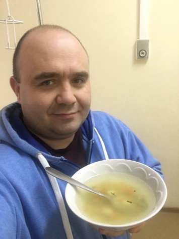 Нардеп Шахов показал, чем кормят больных коронавирусом в киевской больнице. Фото