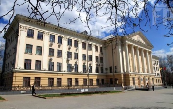 В запорожской мэрии проходят обыски