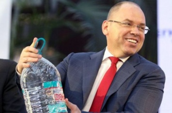 Новый министр здравоохранения Максим Степанов может быть замешан в схемах по отмыванию госсредств. ВИДЕО