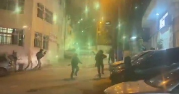 В Иерусалиме произошла стычка с израильской полицией, в ход пошли коктейли Молотова: видео