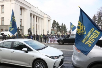 Протесты поменяли формат. В Киеве состоялся автопробег против рынка земли