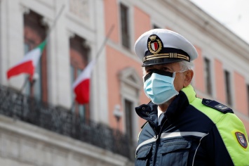В Италии траур по умершим от коронавирусной инфекции