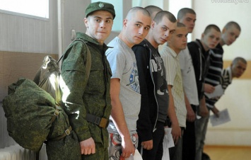В Крыму стало известно, каким будет военный призыв в условиях коронавируса