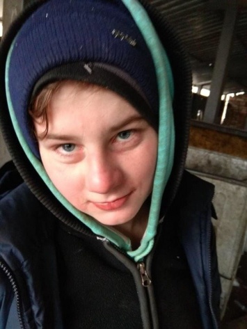В Киеве разыскивают 17-летнюю девочку, которая сбежала из больницы, - ФОТО