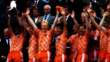 Оранжевое небо: 40 лет команде малых голландцев