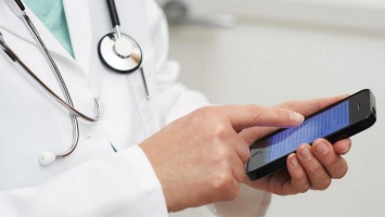 Vodafone, Киевстар и Lifecell подарят украинским медикам бонусы на мобильные счета: как получить