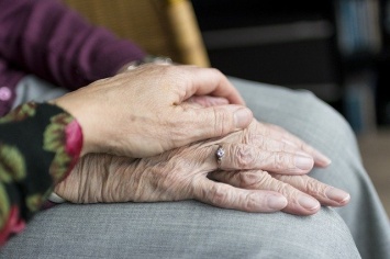 Крымчанам позволят покидать дома, чтобы помочь своим пожилым родственникам