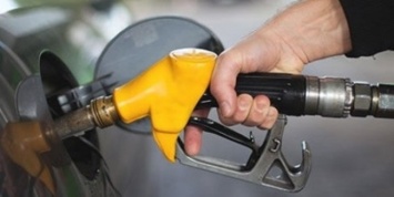 «И тд и ДТ»: цены на топливо упали на 24%