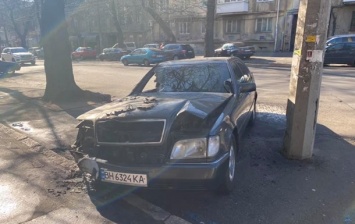 В Одессе сожгли автомобиль активиста