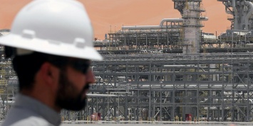 Саудовская Аравия собралась экстренно исправить ситуацию на рынке нефти