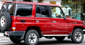 Покупатели выстраиваются в очередь: 36-летние джипы Toyota, в чем секрет