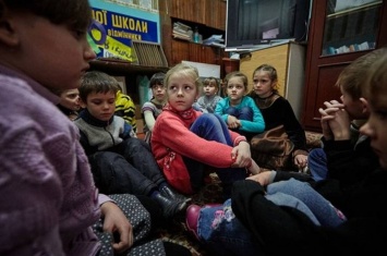 Офис омбудсмена: Сватовская РГА не предоставила детям-переселенцам статус ребенка, пострадавшего в результате военных действий