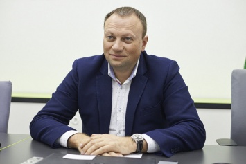 Запорожский депутат и гендиректор «Ин Тайм» задекларировал 2,2 миллиона гривен дохода и 110 тысяч долларов «наличкой»