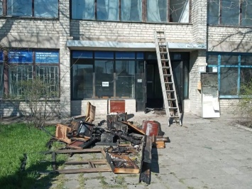 В Запорожской области расследуют, почему загорелась почта