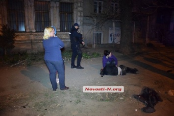 В центре Николаева неизвестные жестоко избили человека