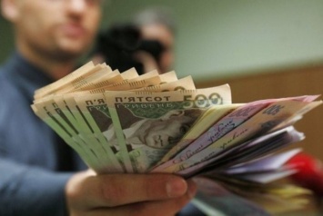 В Запорожье адвоката подозревают в сговоре с оценщиком при завладении более миллиона гривен, которые должны были пойти на взятки