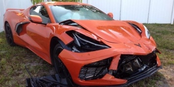 «Не освятил»: новый Corvette разбили сразу после покупки