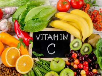 Эксперт рассказал, как витамин С может навредить здоровью