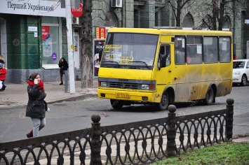 «По пропускам»: ситуация в транспорте Днепра