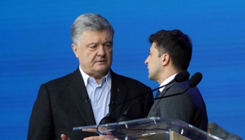 Как оценивают президентство Порошенко и Зеленского эксперты и общество
