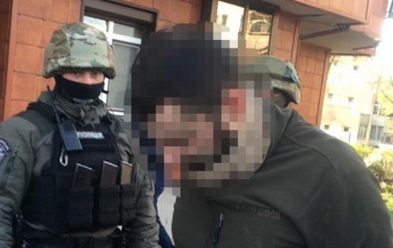 В Киеве военные наладили схему сбыта наркотиков в воинской части