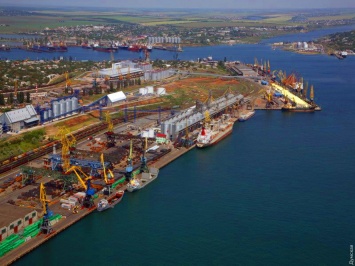 Порт Черноморск просит установить для него такие же тарифы на железнодорожные перевозки, как для других гаваней Большой Одессы