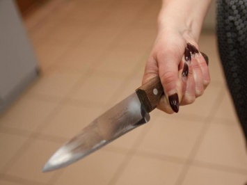 В Харькове на улице нашли мужчину с торчащим из головы ножом
