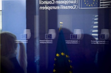 Еврогруппа одобрила антикризисные меры для помощи экономике на &euro; 500 млрд