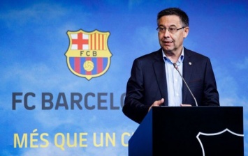 Шесть членов совета директоров "Барселоны" ушли в отставку