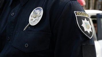 В Херсоне полицейские пресекли продажу наркотиков через чат-боты