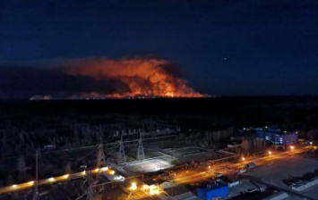 Ситуация в Чернобыльской зоне остается напряженной, - ГСЧС
