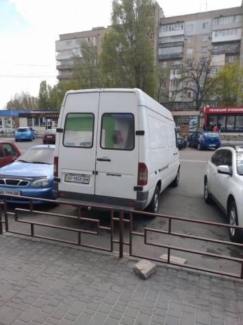 На «непонятливого» торговца нелегальной рыбой составили сразу три протокола