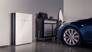 Tesla обновила Powerwall для зарядки авто во время отключения электричества