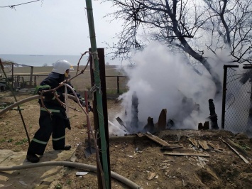 На Николаещине спасатели ликвидировали три пожара в жилом секторе