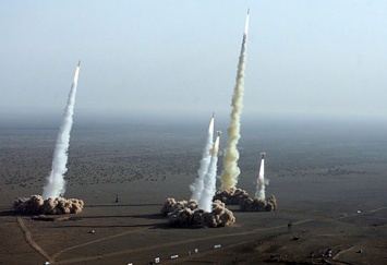 Иран сообщил, что располагает ракетами морского базирования радиусом 700 км