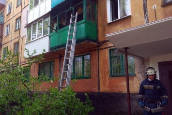 На Днепропетровщине пожарные спасли пожилую женщину из огня, - ФОТО