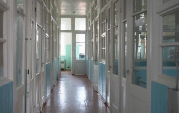 В Днепре директор больницы объявила голодовку: госпиталь получит 12 млн грн