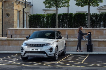 Evoque и Discovery Sport подсели на электричество