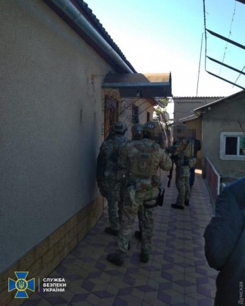 В Одесской области СБУ провела обыски в мэрии: городского голову уличили в крупной растрате на ремонте дорог