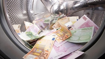 На Днепроперовщине чиновники «отмыли» на ремонтах более миллиона гривен