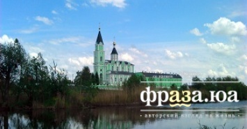 Браиловский монастырь закрыт, но верующие могут подать записки онлайн