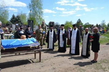 Не боевые потери ВСУ: под Днепром похоронили заживо сгоревшего на Львовщине бойца (фото)