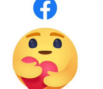 Cмайлики Facebook с "обнимашками" оскорбили пользователей